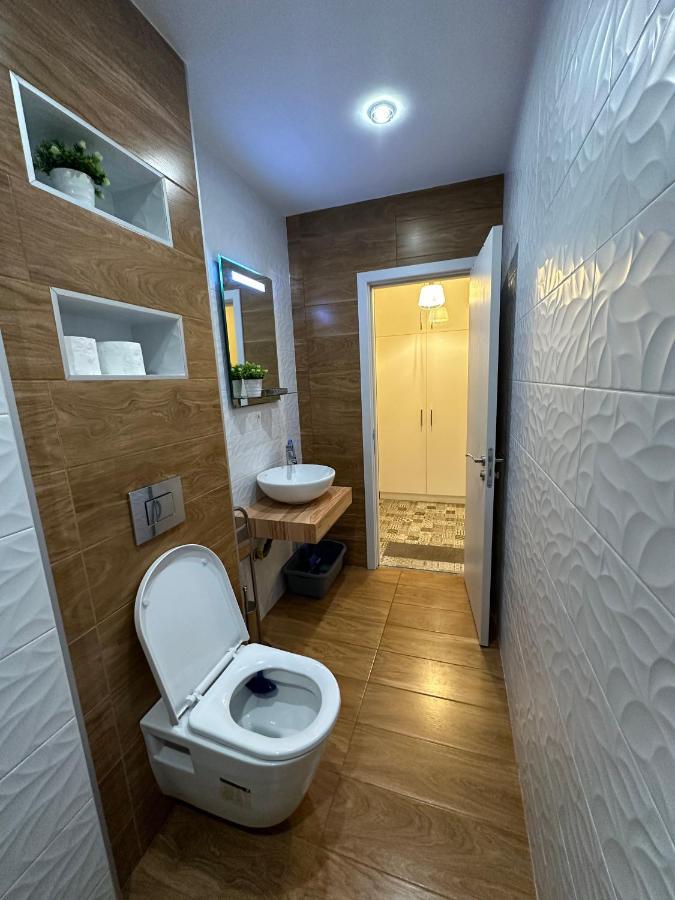 Uni Time Apartment By Lmg Sofia Exterior photo